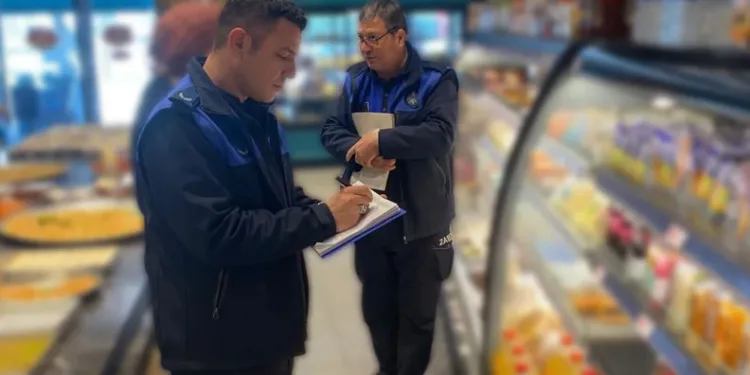 Zabıta Ekiplerinden Pastane Ve Tatlıcılara Denetim