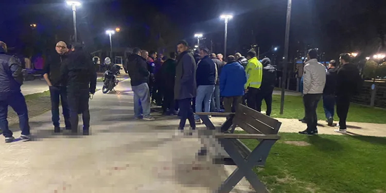 Bursa’da parkta bıçaklı kavga: 16 yaşındaki çocuk yaralandı