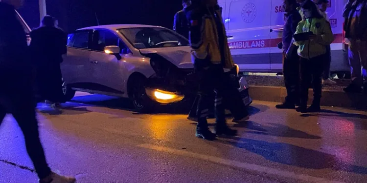 Bursa’da 2 otomobilin çarpıştığı kazada 1 kişi yaralandı