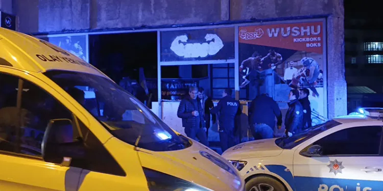 Metruk iş yerinde erkek cesedi bulundu