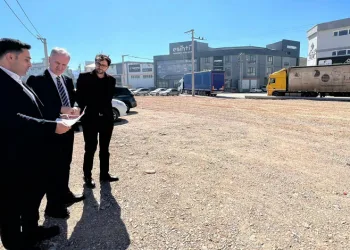 Sanayi Bölgesinde Otopark Alanları Artıyor