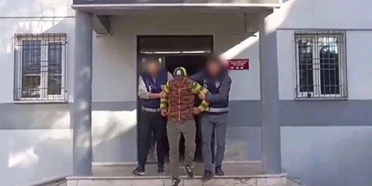 Bursa’da kesinleşmiş hapis cezası bulunan 2 şahıs yakalandı