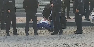 Adliye önünde öldürülen Emrah’ın amcası konuştu