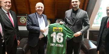 Ümit Özdağ’dan Bursaspor’a ziyaret