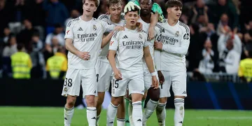 Arda Güler Real Madrid’te orta sahanın gerisinden gol attı