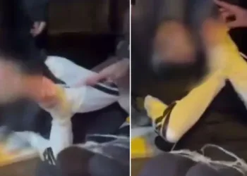 Elleri ve ayakları bantlanarak akranları tarafından darp edildi