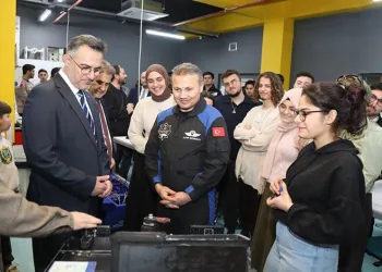 Gezeravcı’dan BTÜ öğrencilerinin TEKNOFEST projelerine tam not
