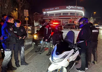 Bursa’da o mahalleye akın eden sürücülere polis uygulaması