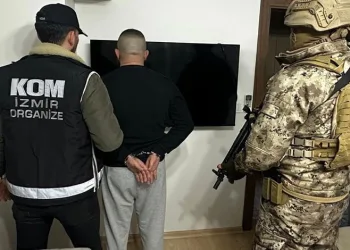 İzmir’de ‘Genç Osman Çetesi’ne operasyon: 7 tutuklama