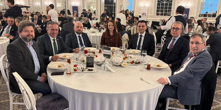 Bursa Maliye protokolü VMD iftarında buluştu