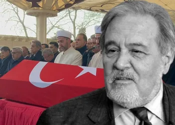 Usta tarihçi İlber Ortaylı son yolculuğuna uğurlandı
