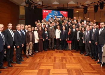 Büyükşehir Meclisi ailesi aynı sofrada buluştu