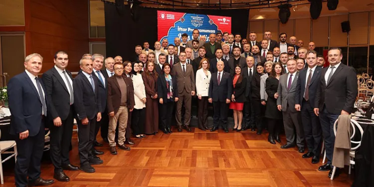 Büyükşehir Meclisi ailesi aynı sofrada buluştu