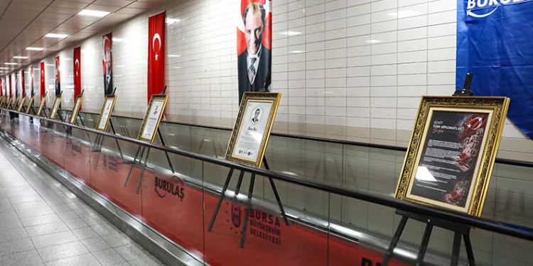 Şehit diplomatların hatırası Bursa’da yaşatılıyor