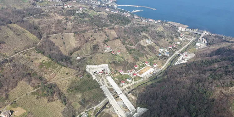 Dev viyadükler yükseliyor: Trabzon’da ulaşım dönüşüyor