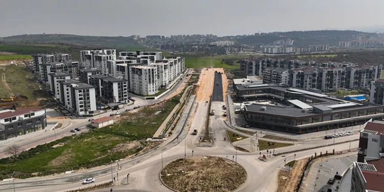 Büyükşehirle yeni yerleşimlere modern yollar