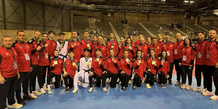Milli taekwondoculardan Belçika’da 30 madalya birden
