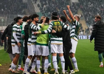 Bursaspor’dan şampiyonluk yarışında kritik galibiyet