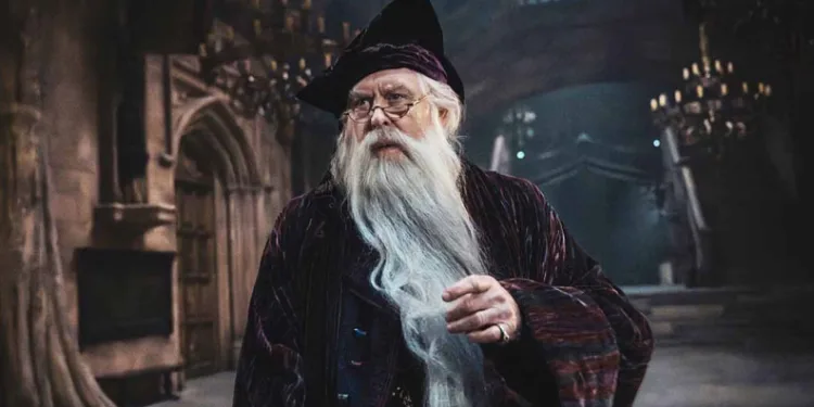 Harry Potter dizisinin ilk fragmanı yayımlandı
