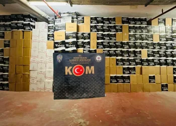 Bursa’da 6 milyon 360 bin kaçak makaron ele geçirildi