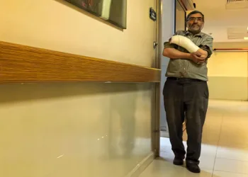 Bursa’da elini makineye kaptıran iş yeri sahibi yaralandı