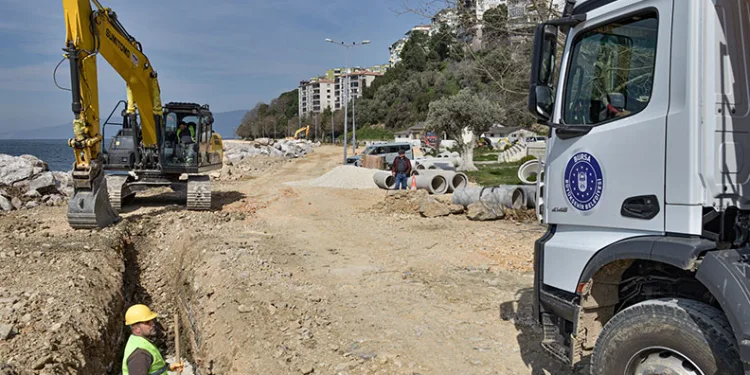 Gemlik’in altyapısı, büyükşehirle güçleniyor