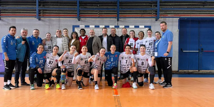 Bursa Büyükşehir Belediyespor Avrupa Kupası’nda yarı finale yükseldi