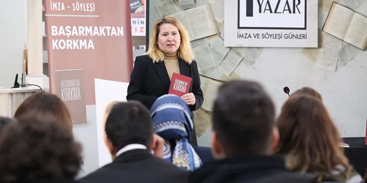 Osmangazi’de sevilen yazarlar okurlarıyla buluşuyor