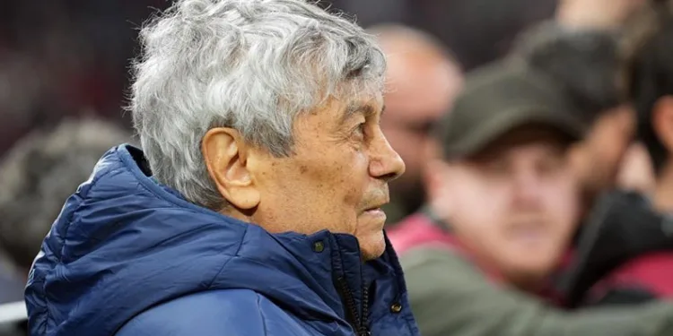 Milli takım kampında fenalaşan Teknik Direktör Mircea Lucescu hastaneye kaldırıldı