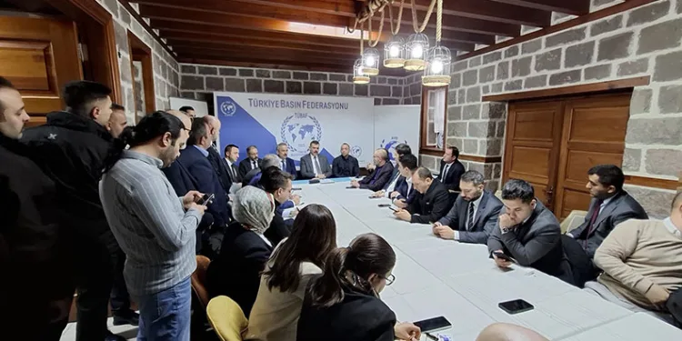 “En fazla soruşturma izni verilen belediyeler AK Parti’li belediyelerdir”