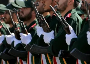 İran’dan yeni silah ve darbe tehdidi