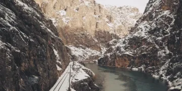 Erzincan’daki kanyonlar turizmcilerin ilgisini çekiyor
