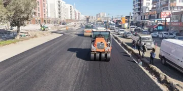 Kahramanmaraş Doğukent karayolu yenileniyor