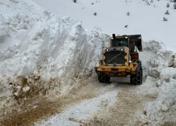 Hakkari’de tüm köy ve mezra yolları ulaşıma açıldı