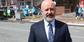 Başkan Çolakbayrakdar: “Temizlikte de Türkiye’nin en modern filosu Kocasinan’da”