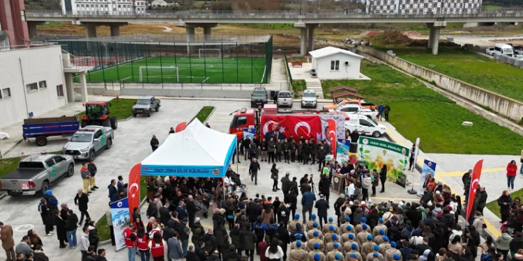Sinop’ta 5 bin 700 fidan toprakla buluştu