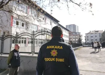 Okullarda Güvenlik Seferberliği: Her Kapıda En Az İki Polis Nöbet Tutacak