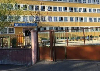 Şanlıurfa’da Okulda Dehşet: Öğretmene Bıçaklı Saldırı Girişimi!