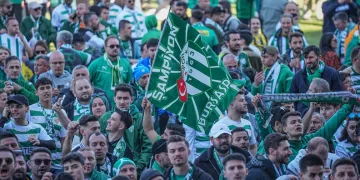 ŞAMPİYONLUĞUN ADI BURSASPOR: 5 GOLLE GELEN MUHTEŞEM ZAFER!