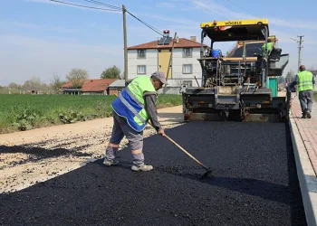 Bursa’da çocuklar patili dostlarla buluştu