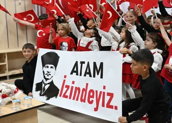 Karacabey’in köy okulunda unutulmaz 23 Nisan coşkusu