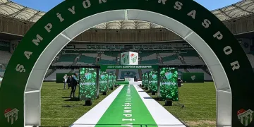 Bursaspor’dan şampiyona yakışır kapanış