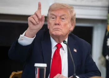 Trump Masayı Devirdi: İran’ın “Hızlı Barış” Teklifi Yetersiz Bulundu