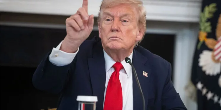 Trump Masayı Devirdi: İran’ın “Hızlı Barış” Teklifi Yetersiz Bulundu