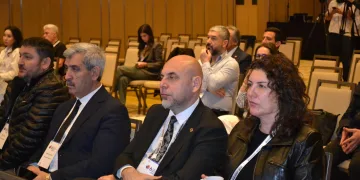 Başkan Aydın İstanbul’daki 6. Gıda Bankacılığı Zirvesi’ne Katıldı
