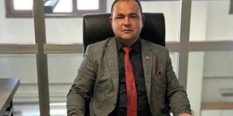 Bursa’da freni patlayan vinç dereye uçtu : Sürücü hayatını kaybetti