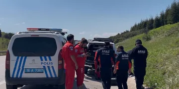 “Otoyola 5 yaşında çocuk bırakıldı” ihbarı ekipleri alarma geçirdi