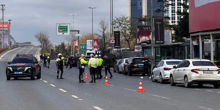 İsrail Konsolosluğu Önünde Çatışma: Teröristlerin Kimlikleri Belli Oldu!