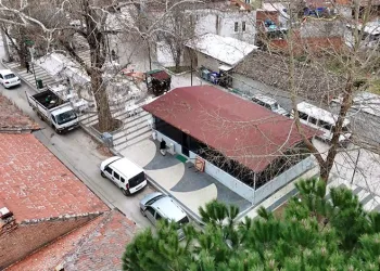 Başkan Vekili Biba, esnafla bir araya geldi