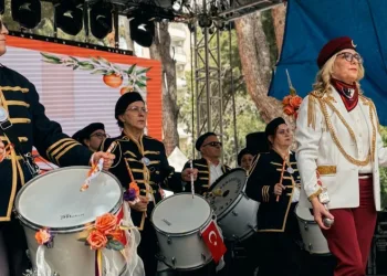 Körfez Halk Bandosu Karnavalda Göz Doldurdu